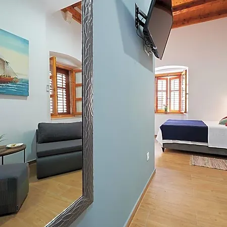 Tomy - Katy Bed & Breakfast 3*